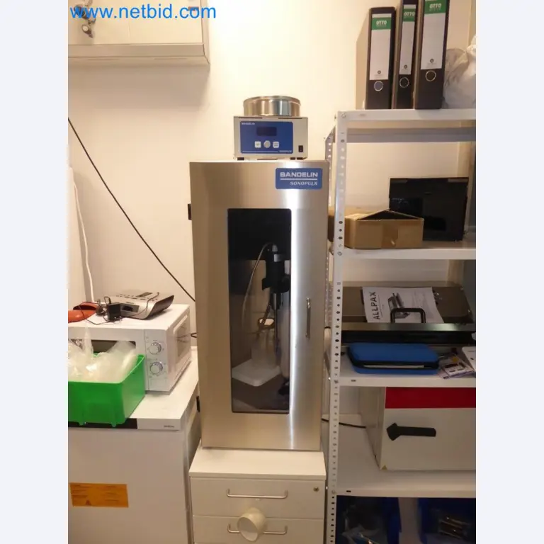 Laborgeräte, Analysegeräte-14