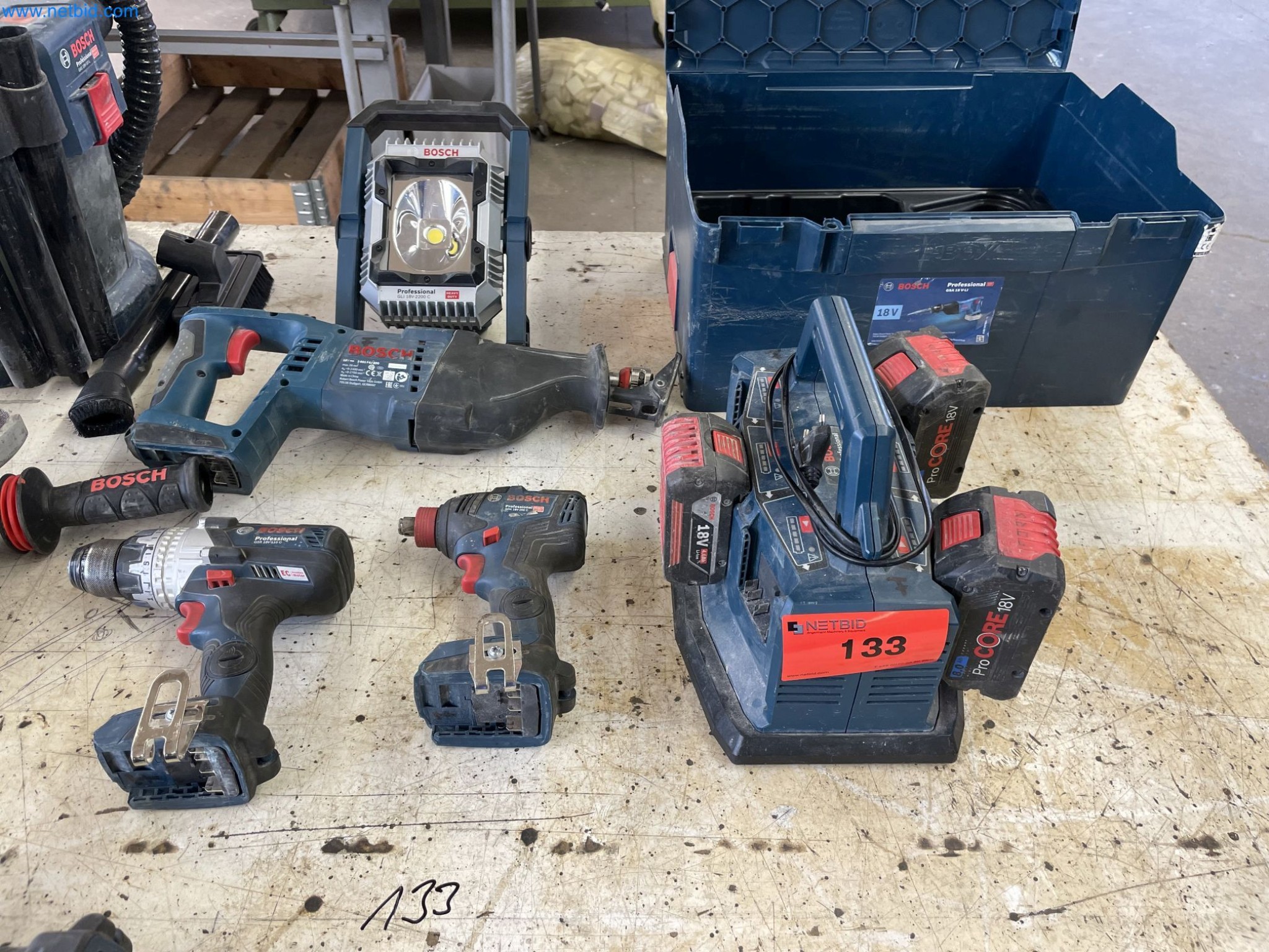 Máquinas para trabajos de metalistería, soldadura, forja y montaje-1