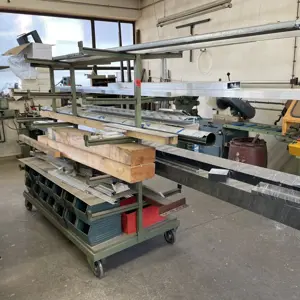 Double-sided cantilever rack