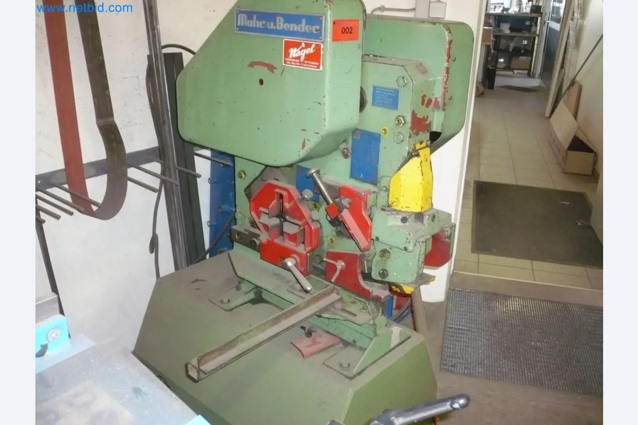 Stroji za obdelavo kovin, varjenje, kovanje in montažo-1