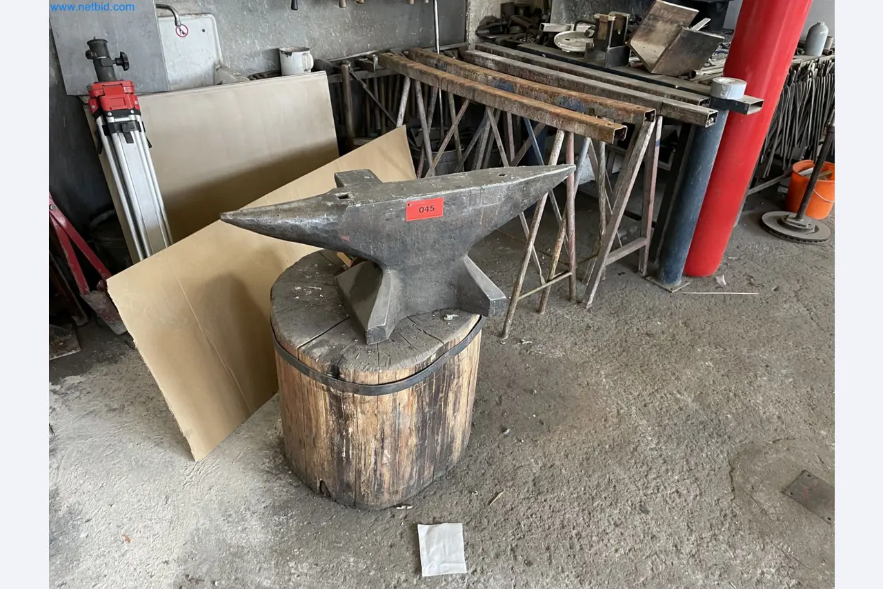 Machines for metalworking, welding, forging and assembly work-1