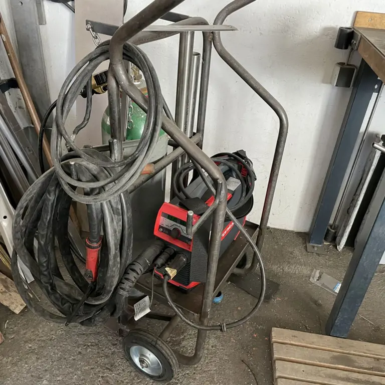 Draagbaar gas-afgeschermd booglassysteem Fronius Trans Tig 210