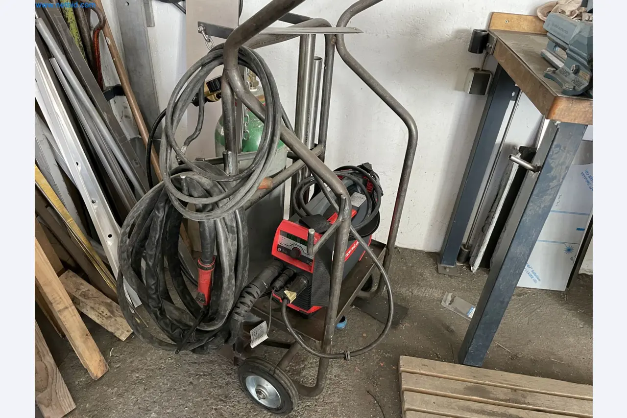 Maschinen aus dem Bereich Metallbearbeitung, Schweißen, Schmieden und Montagearbeiten-1