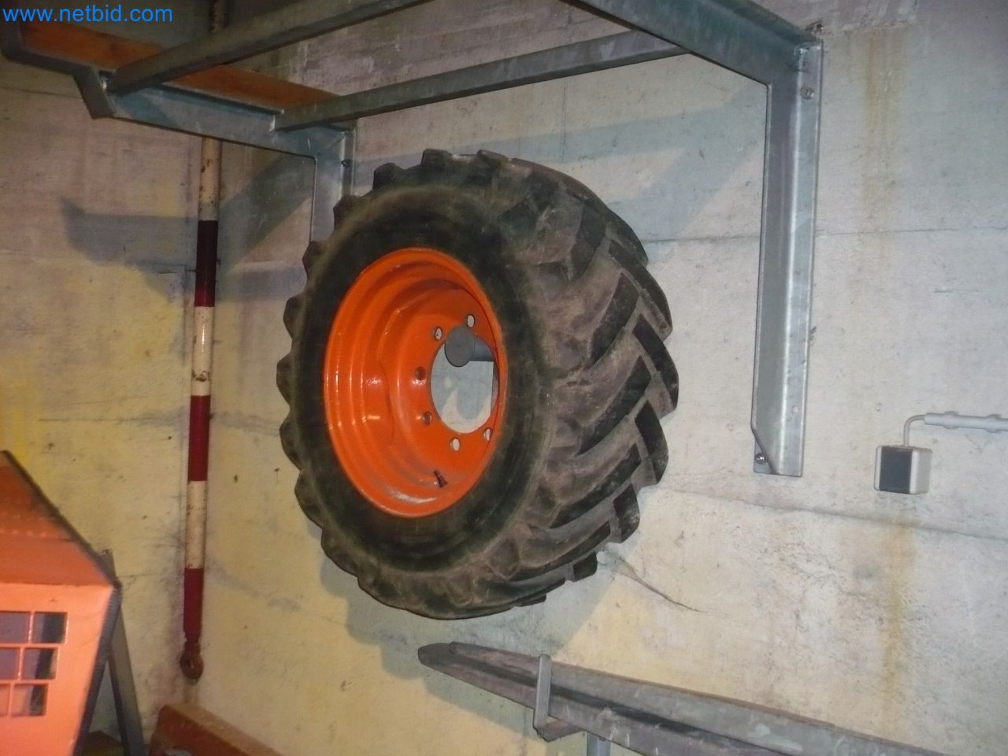 Máquinas para trabajos de metalistería, soldadura, forja y montaje-2