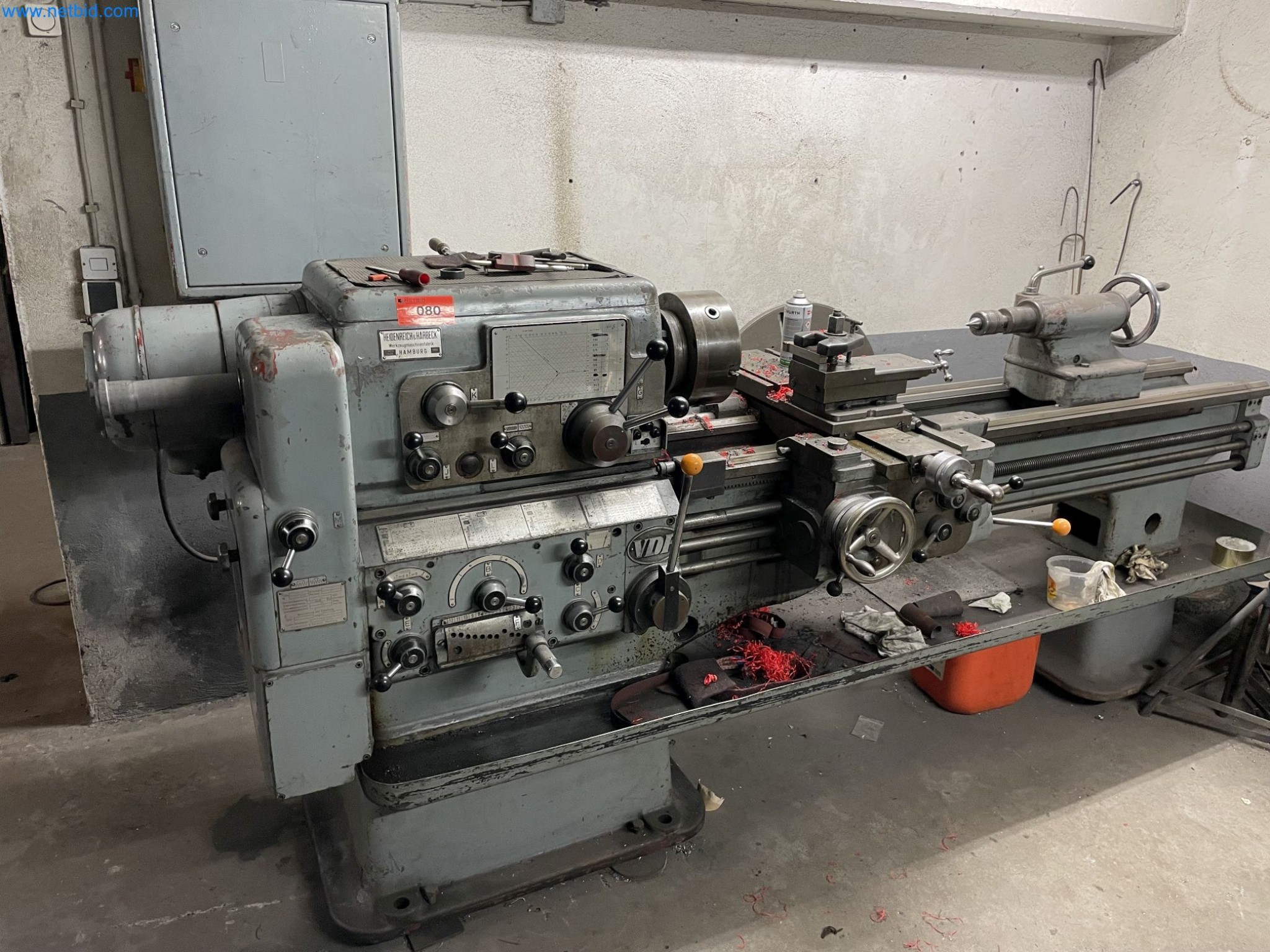 Máquinas para trabajos de metalistería, soldadura, forja y montaje-1