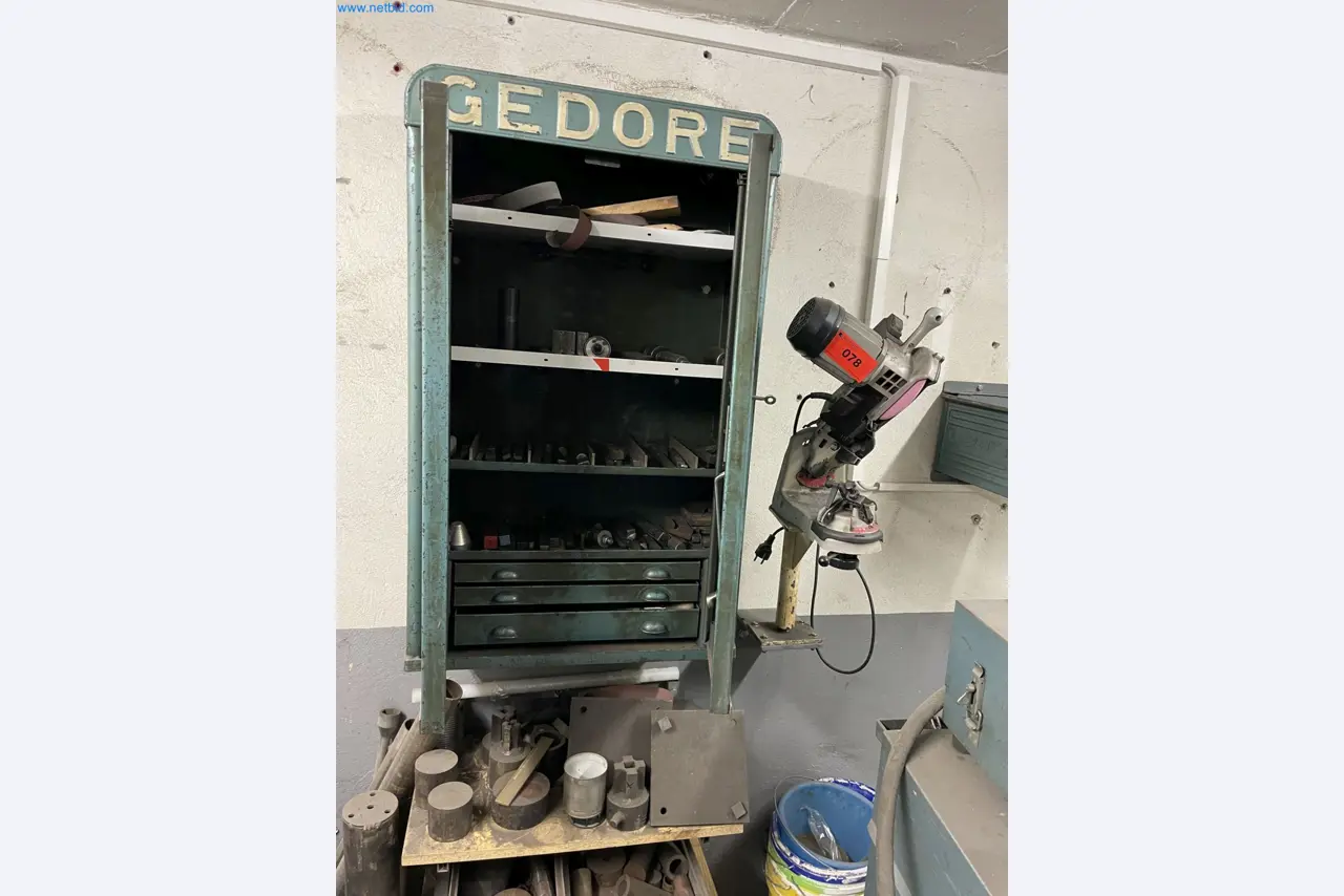 Máquinas para trabajos de metalistería, soldadura, forja y montaje-2