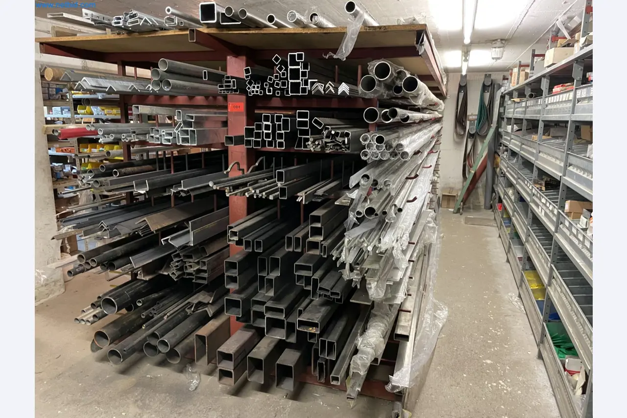 Machines du secteur du travail des métaux, du soudage, du forgeage et des travaux d´assemblage-1