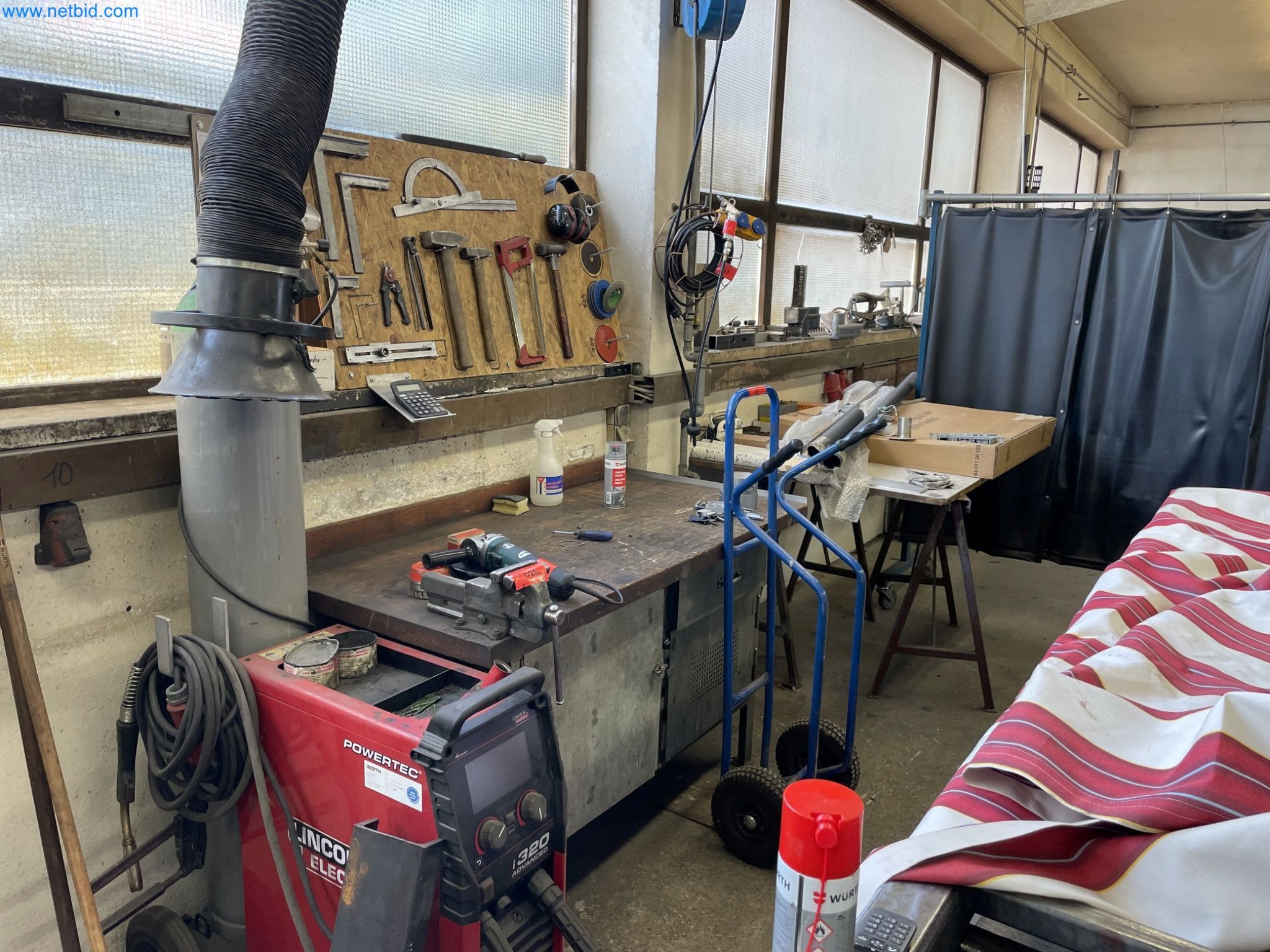 Máquinas para trabajos de metalistería, soldadura, forja y montaje-1