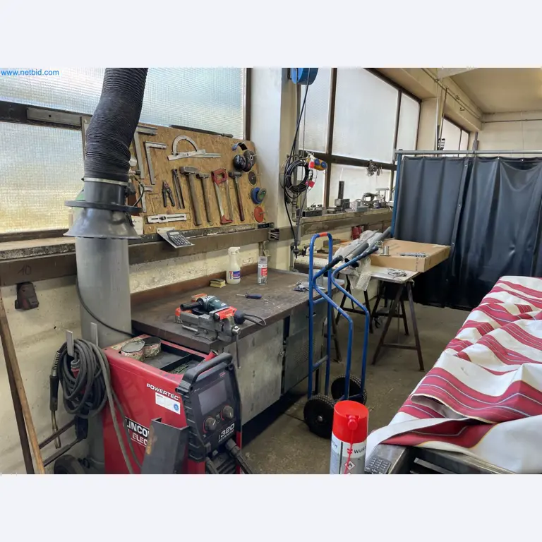 Máquinas para trabalhos em metal, soldadura, forja e montagem-1