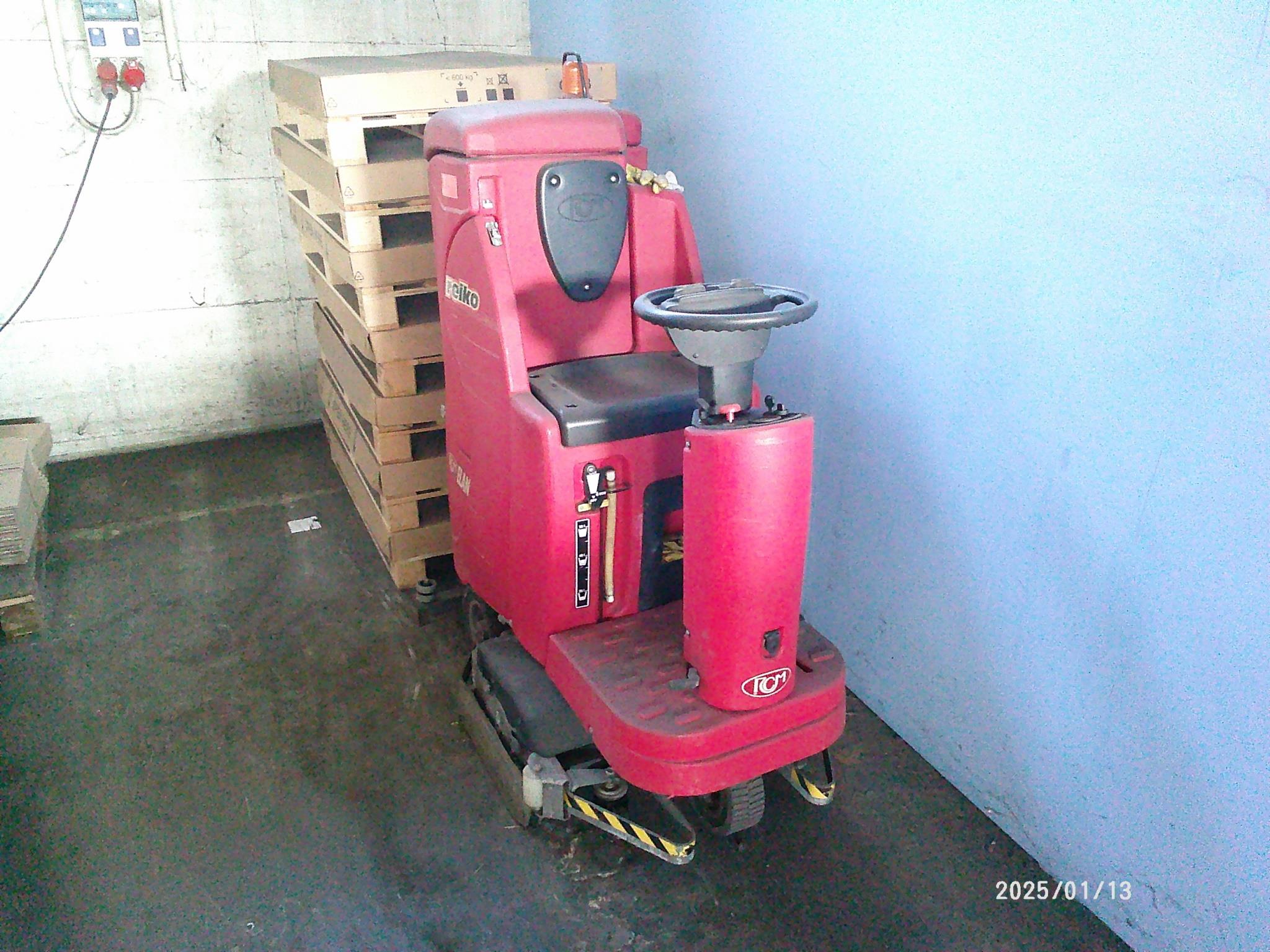 Machines from the rubber and metal finishing sector-4