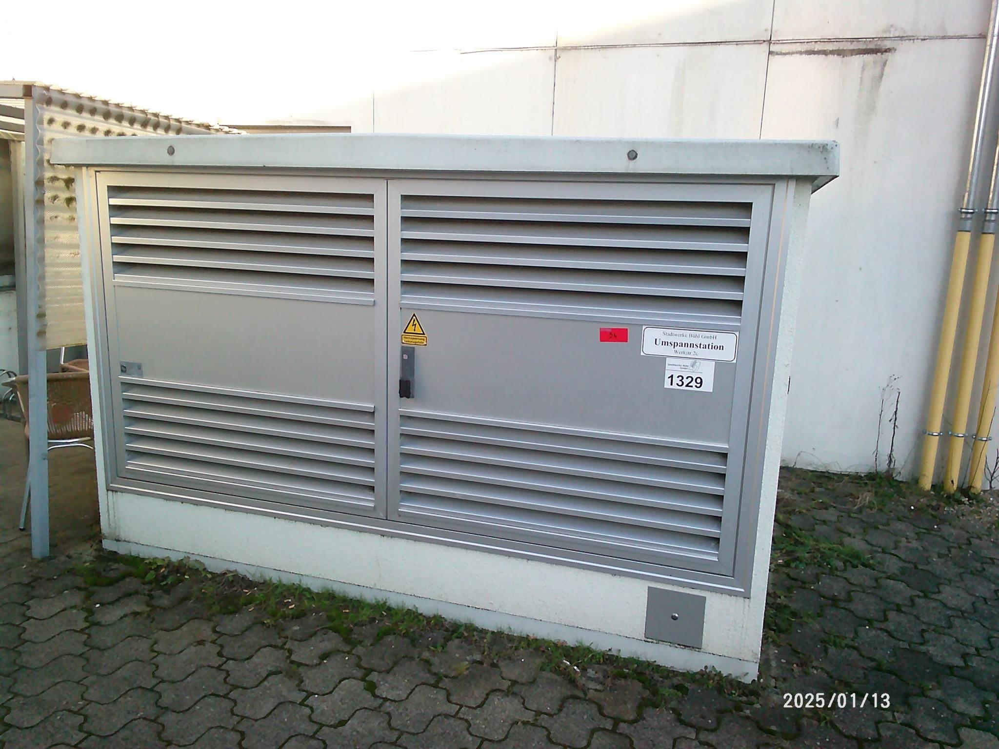 Machines from the rubber and metal finishing sector-9