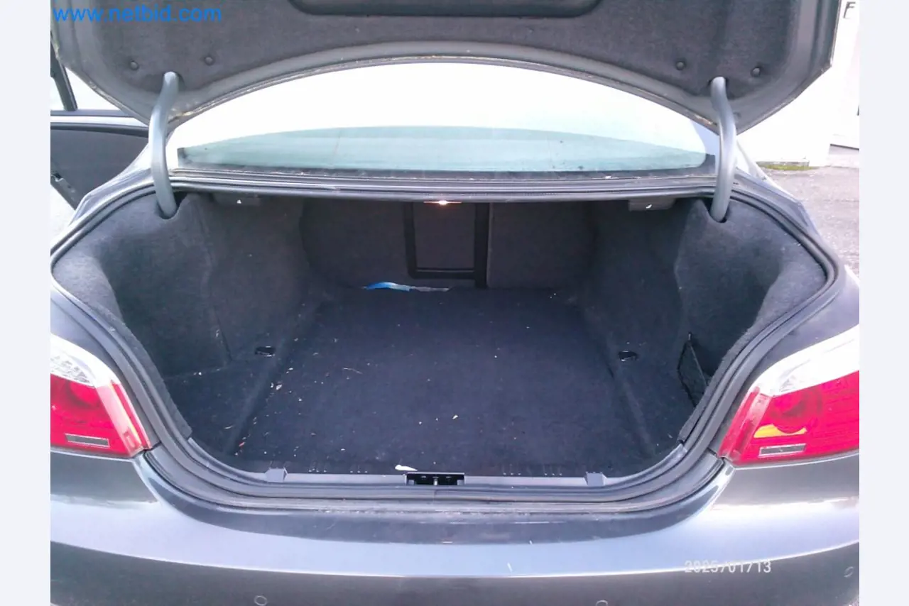 Maszyny z sektora obróbki gumy i metalu-19