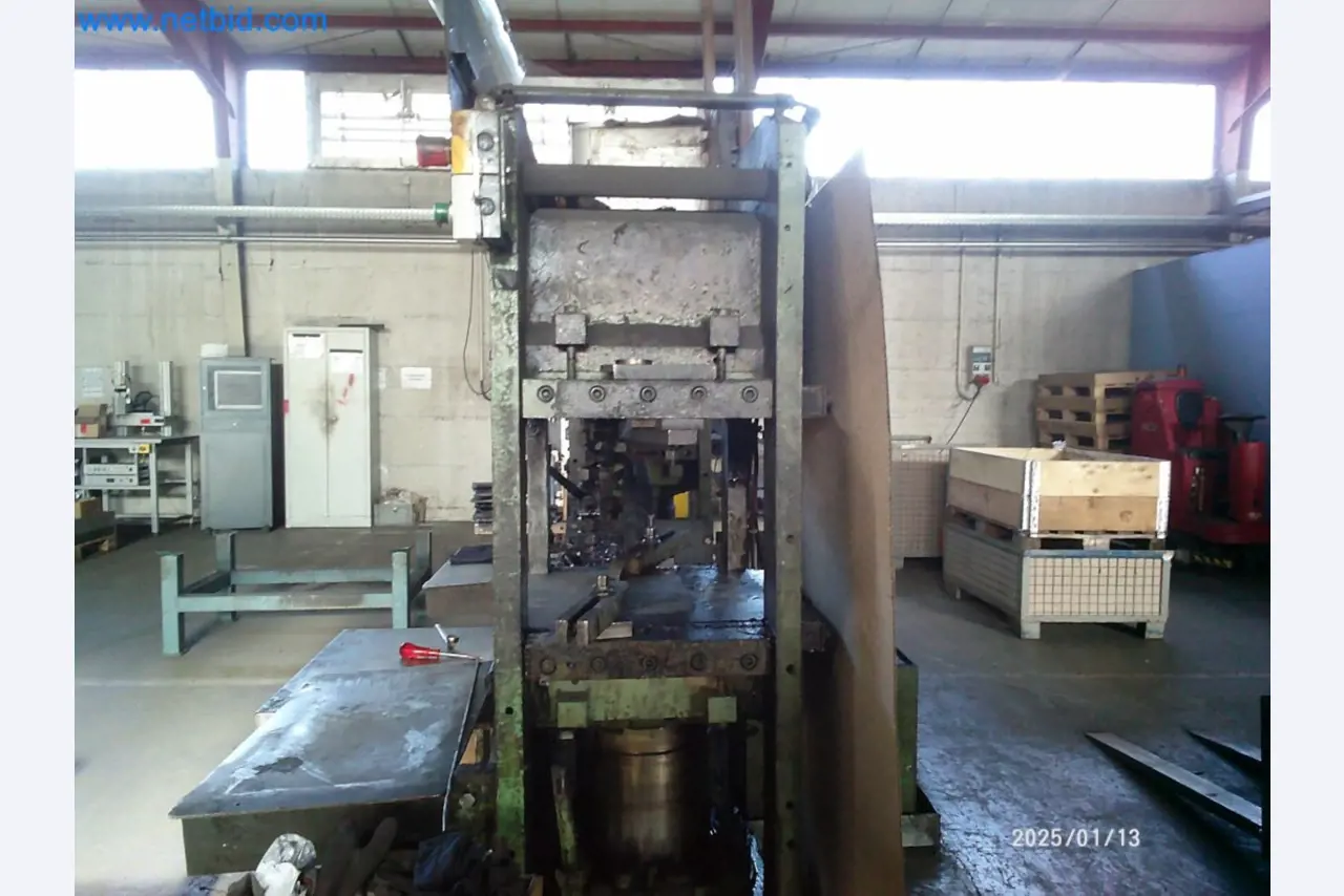 Maszyny z sektora obróbki gumy i metalu-5