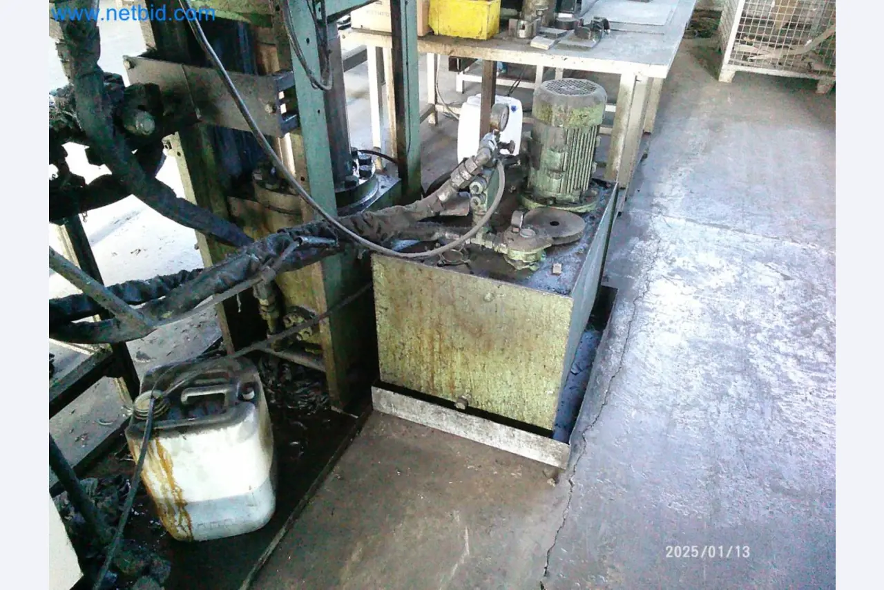 Maszyny z sektora obróbki gumy i metalu-6