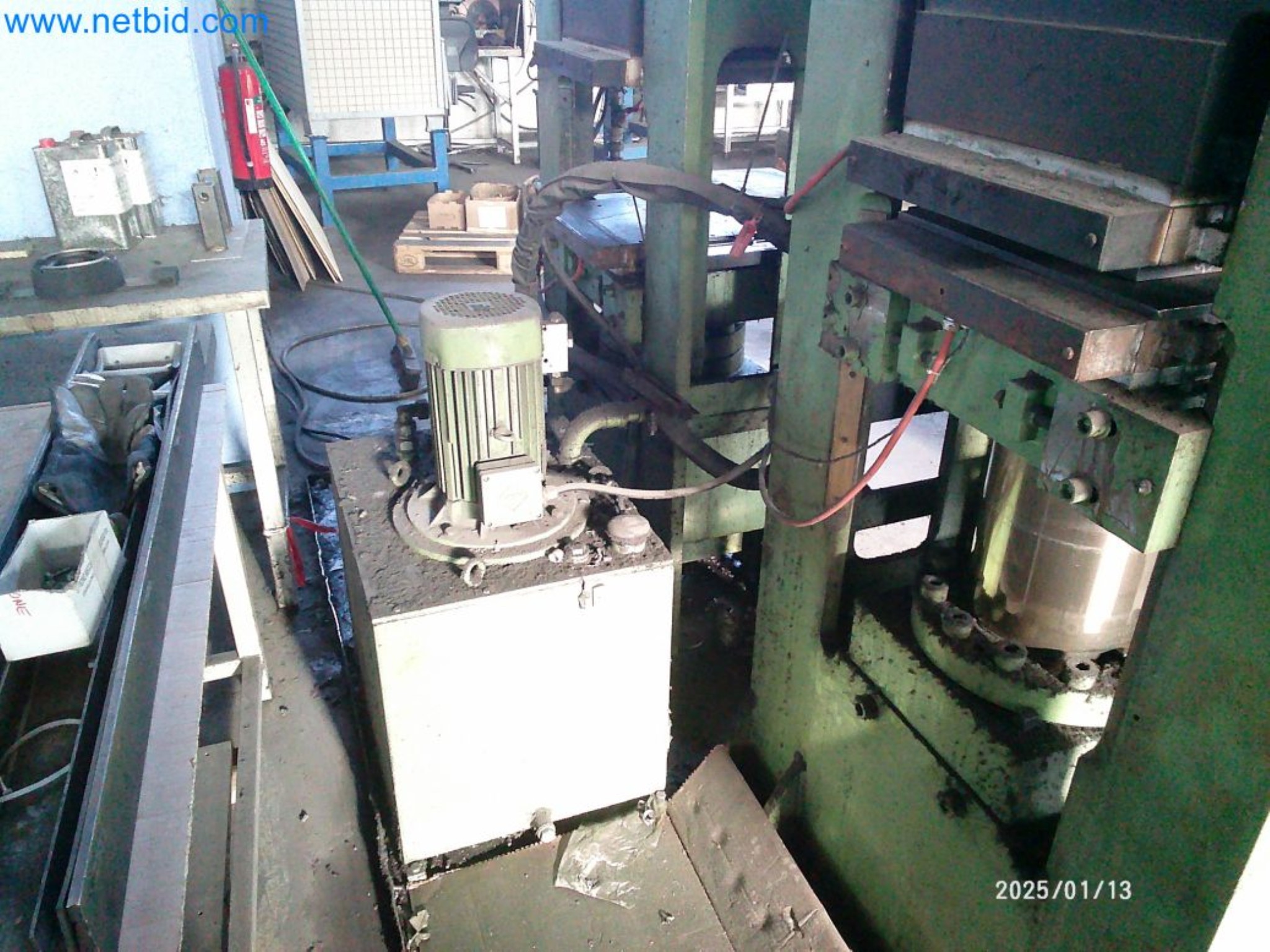 Maszyny z sektora obróbki gumy i metalu-6