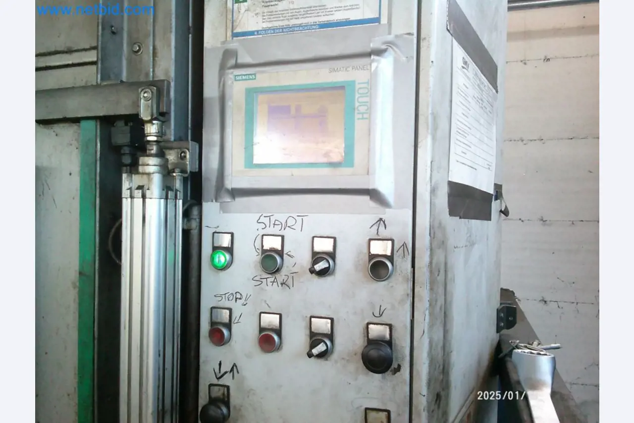 Maszyny z sektora obróbki gumy i metalu-4