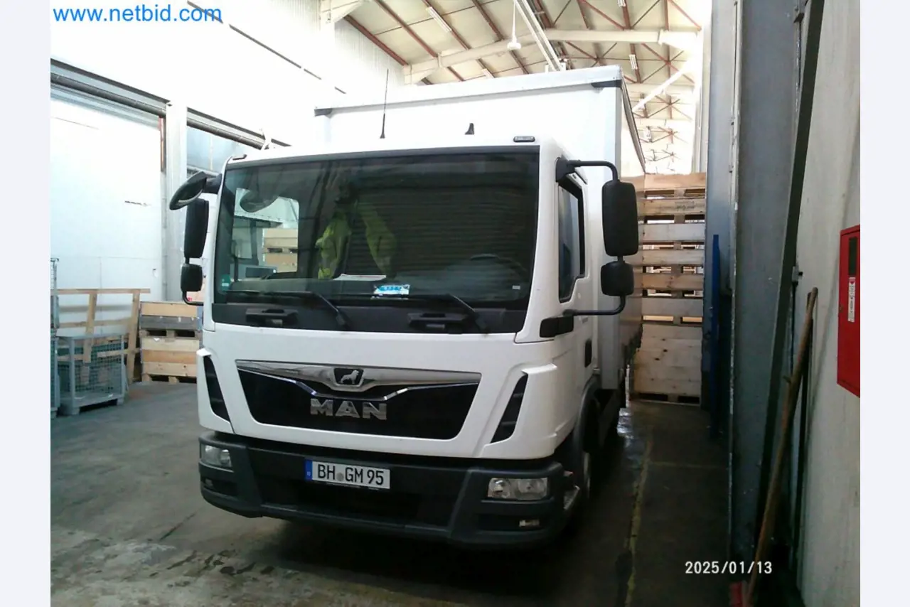 Maszyny z sektora obróbki gumy i metalu-1