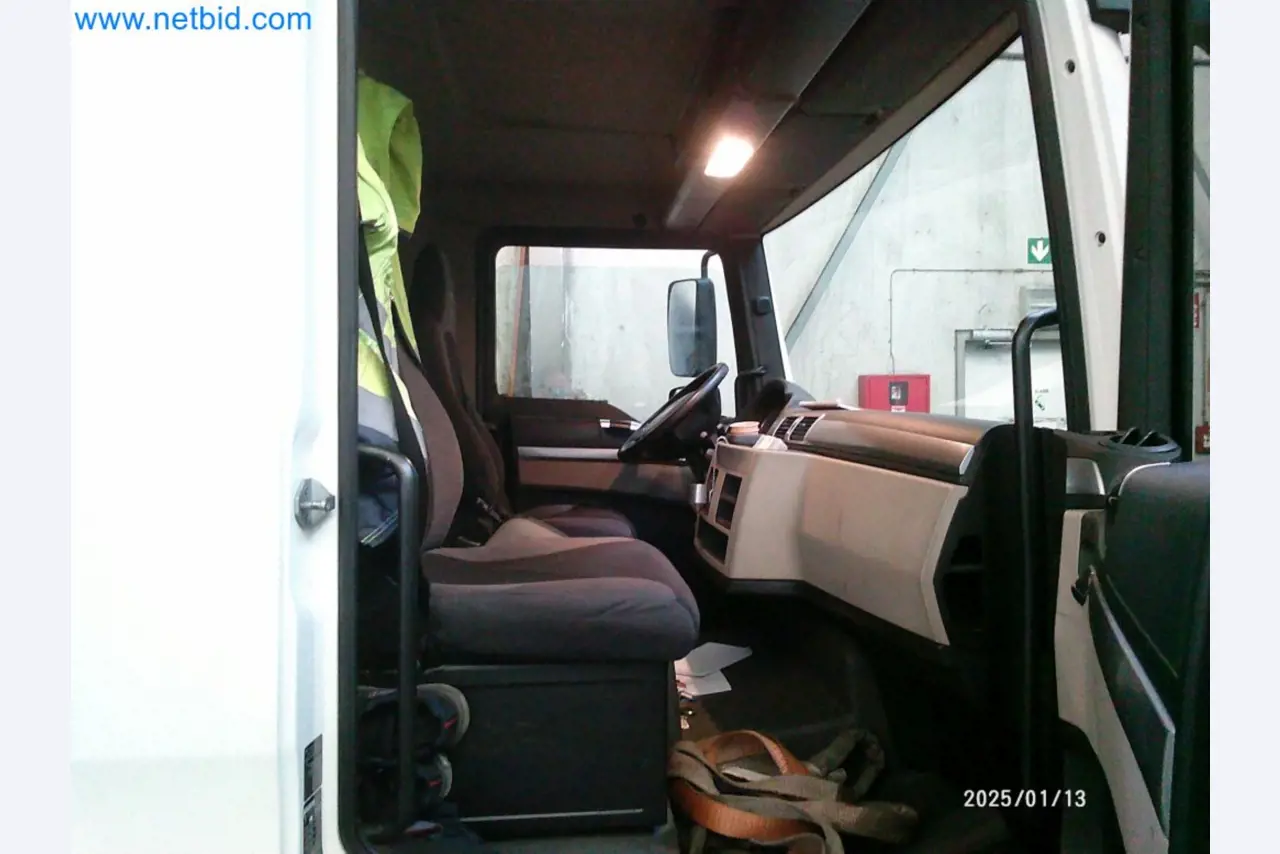 Maszyny z sektora obróbki gumy i metalu-5