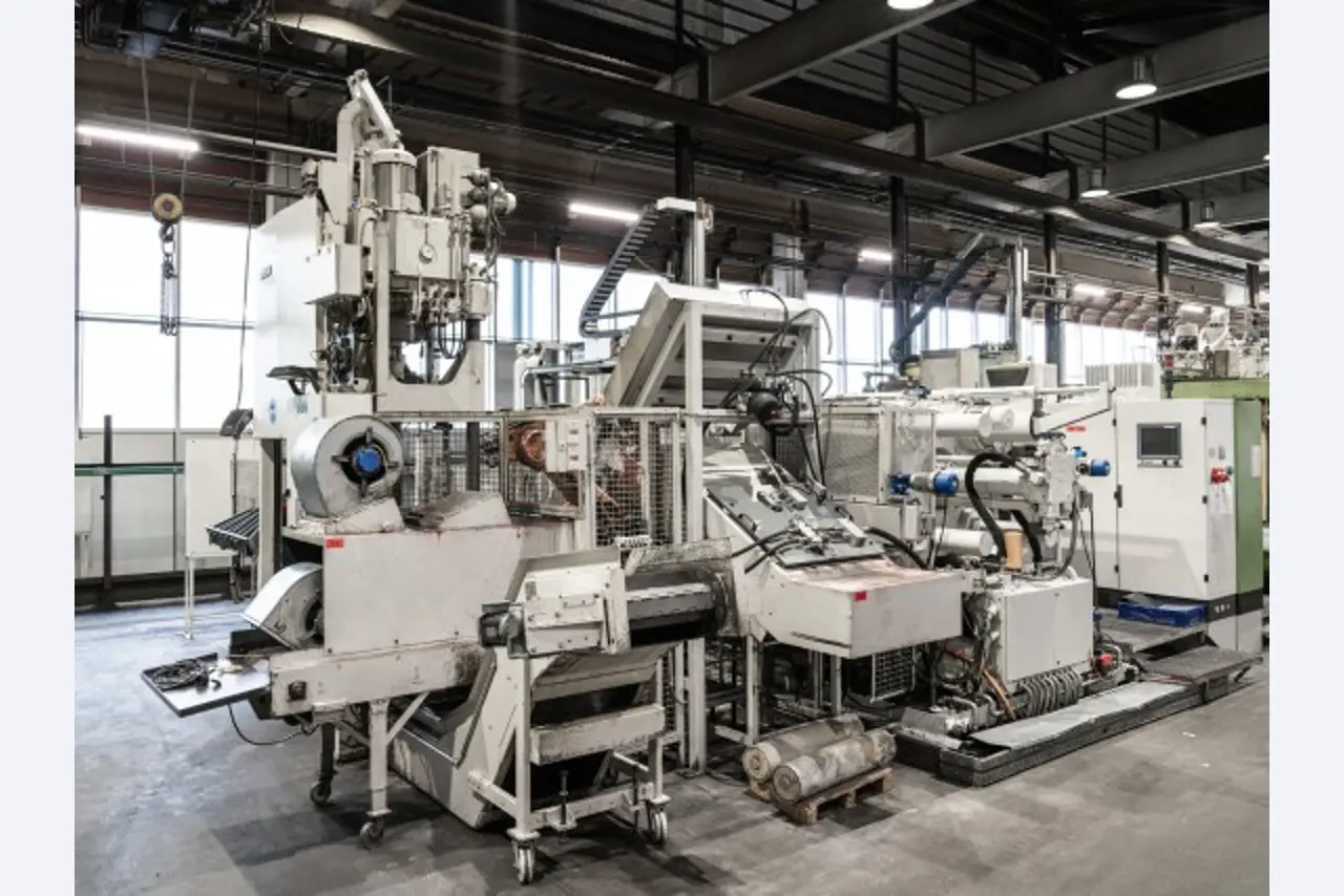 595 Solutions - Systems for the production of Al/ Mg injection molded parts-2