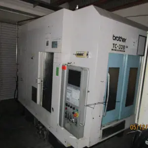 CNC-Bearbeitungszentrum (30) Brother TC-32B QT