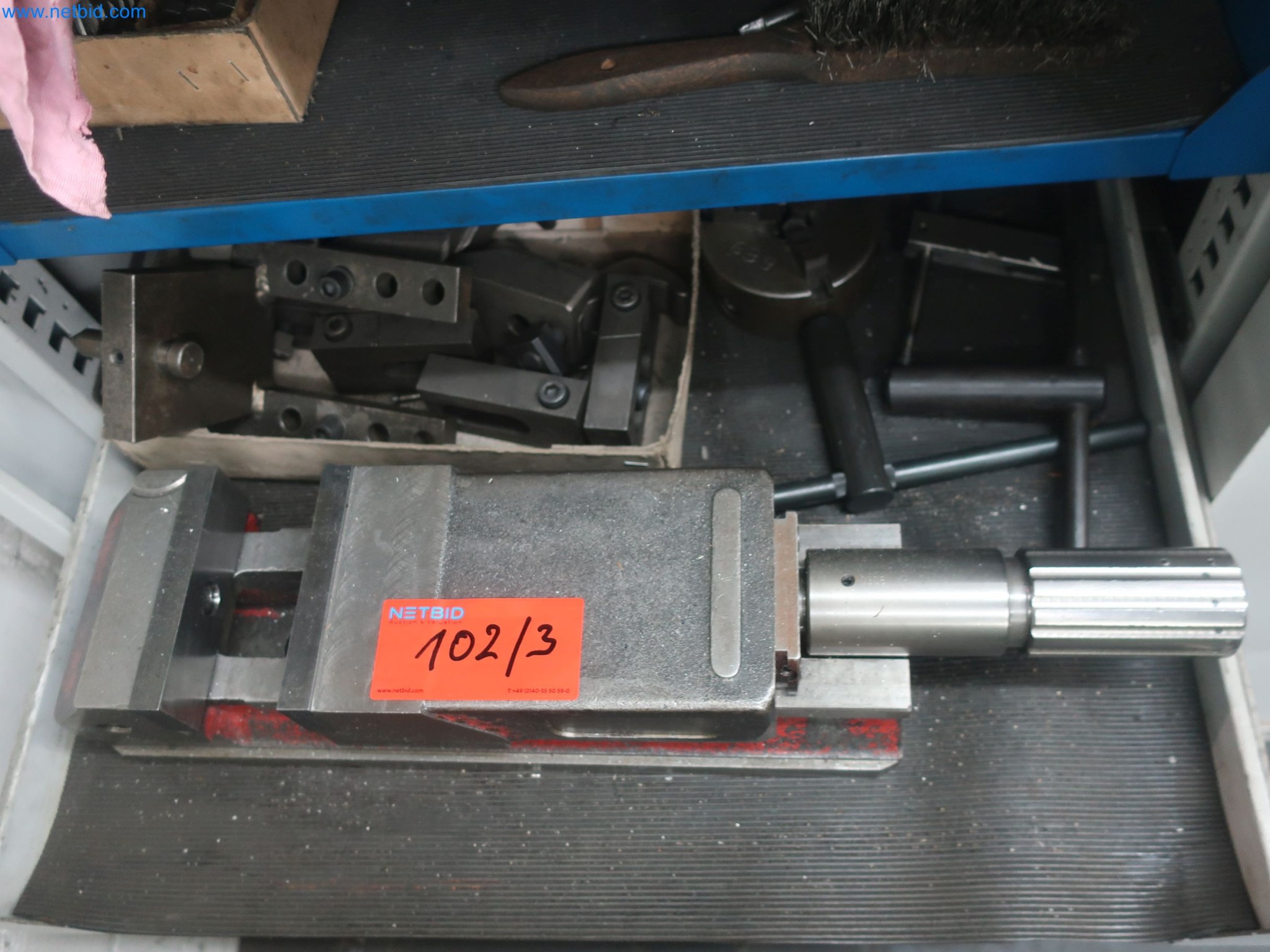 595 Solutions - Sistemas para a produção de peças moldadas por injeção de alumínio/ Mg-1