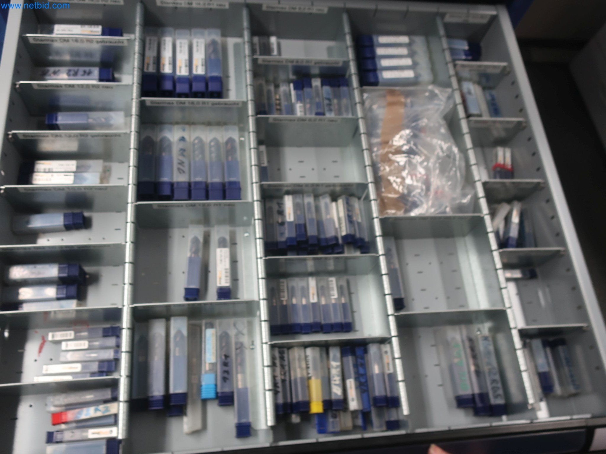 595 Solutions - Systémy pro výrobu hliníkových/ Mg vstřikovaných dílů-3