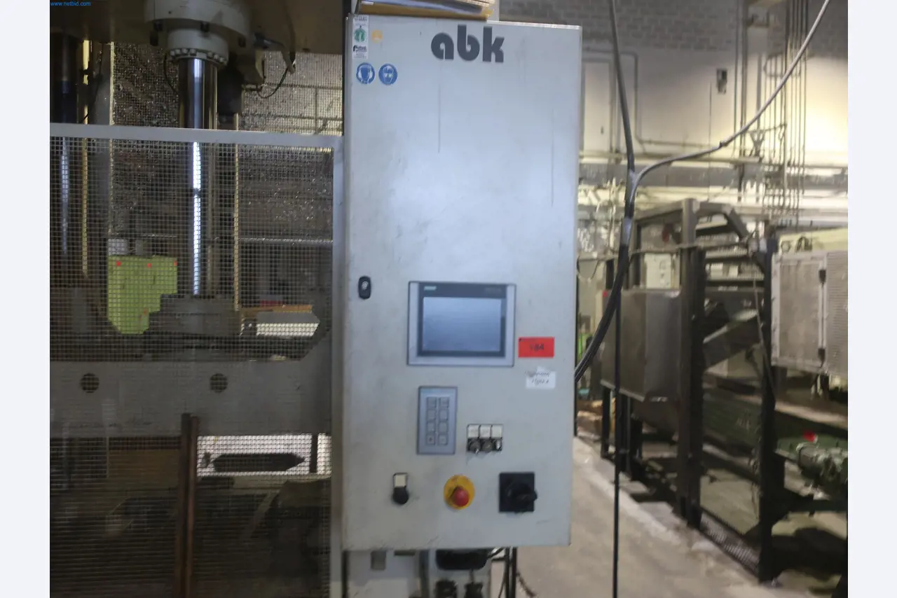 595 Soluciones - Sistemas para la producción de piezas moldeadas por inyección de aluminio/ Mg-4