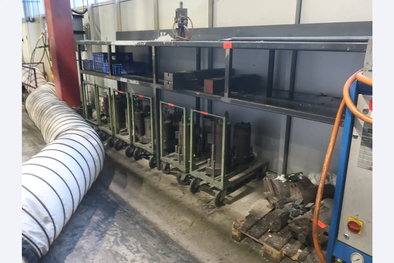 595 Solutions - Installations pour la fabrication de pièces moulées par injection d'Al sous pression/de Mg-1