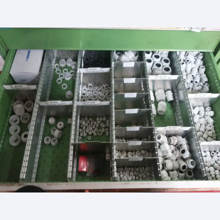 595 Solutions - Installations pour la fabrication de pièces moulées par injection d'Al sous pression/de Mg-11