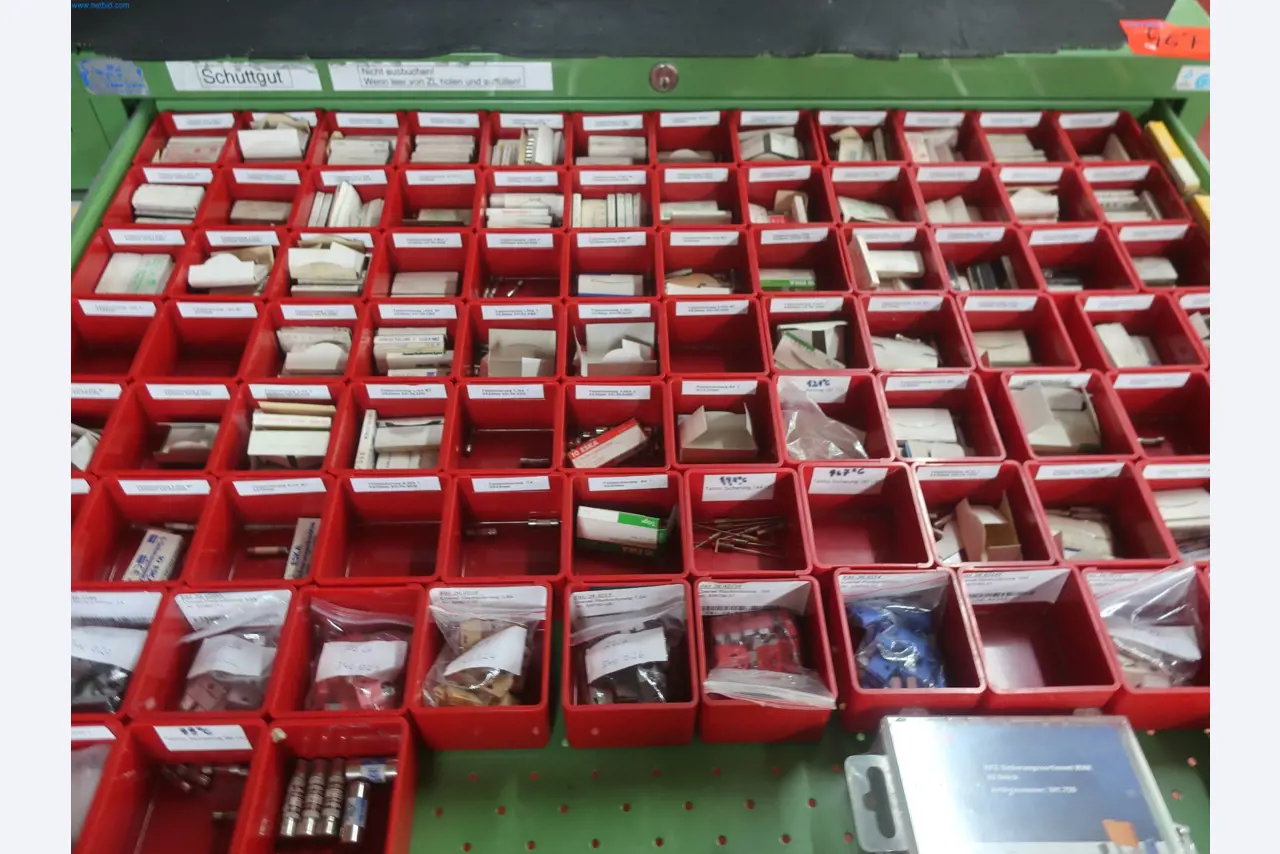 595 Solutions - Installations pour la fabrication de pièces moulées par injection d'Al sous pression/de Mg-12