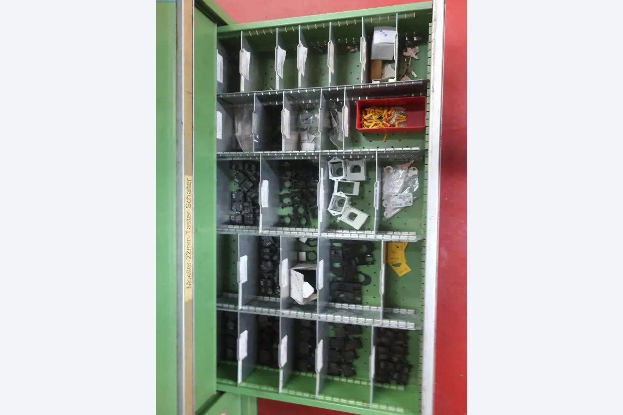 595 Solutions - Installations pour la fabrication de pièces moulées par injection d'Al sous pression/de Mg-21