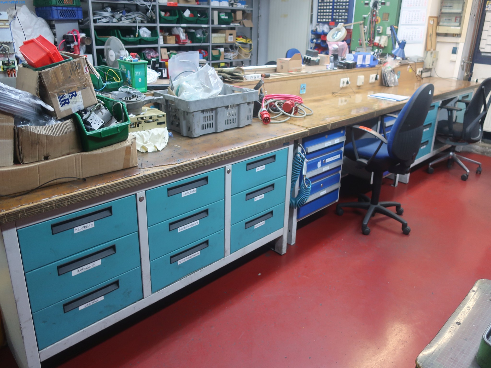 595 Solutions - Installations pour la fabrication de pièces moulées par injection d'Al sous pression/de Mg-2