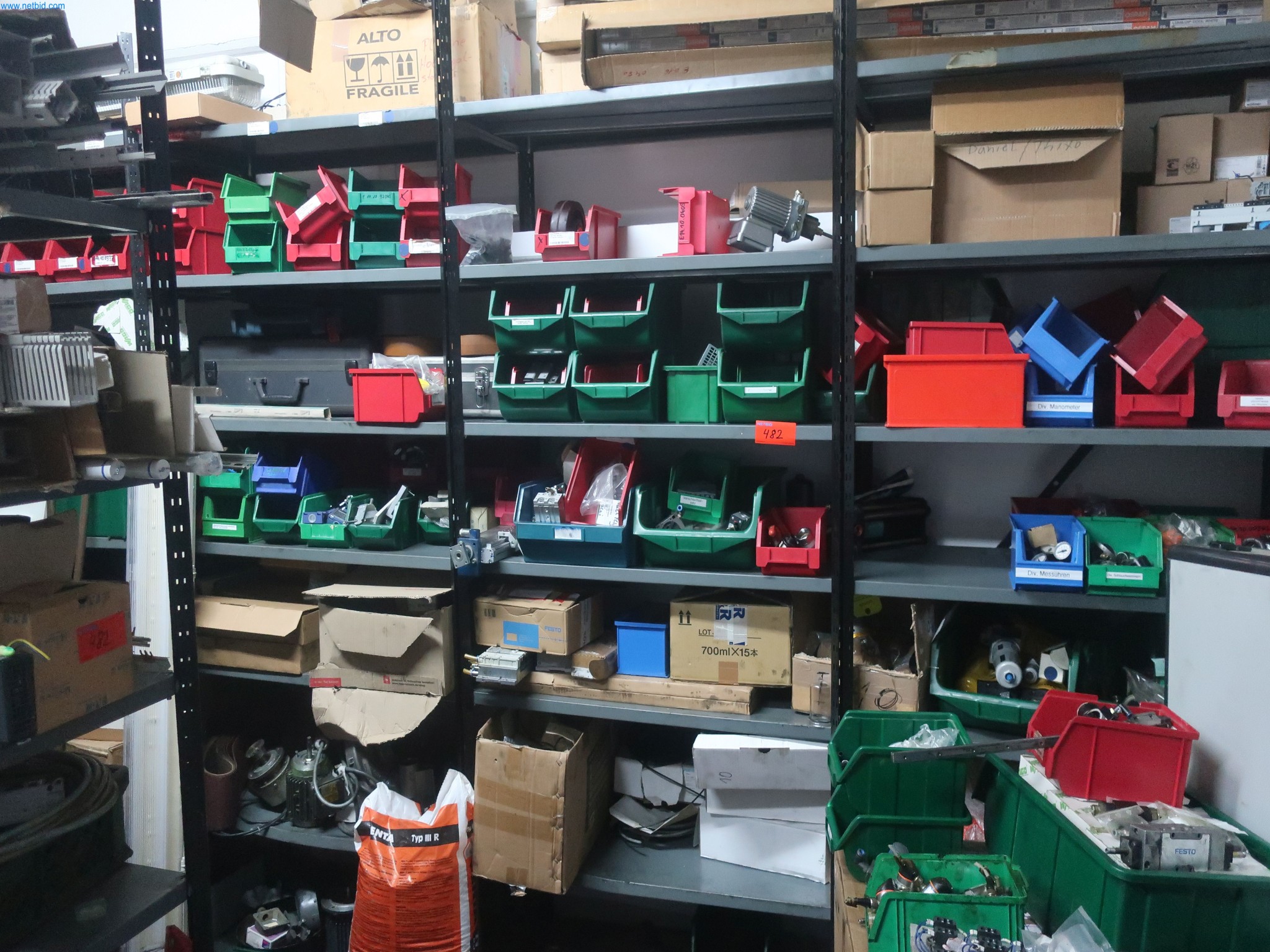 595 Soluciones - Sistemas para la producción de piezas moldeadas por inyección de aluminio/ Mg-1