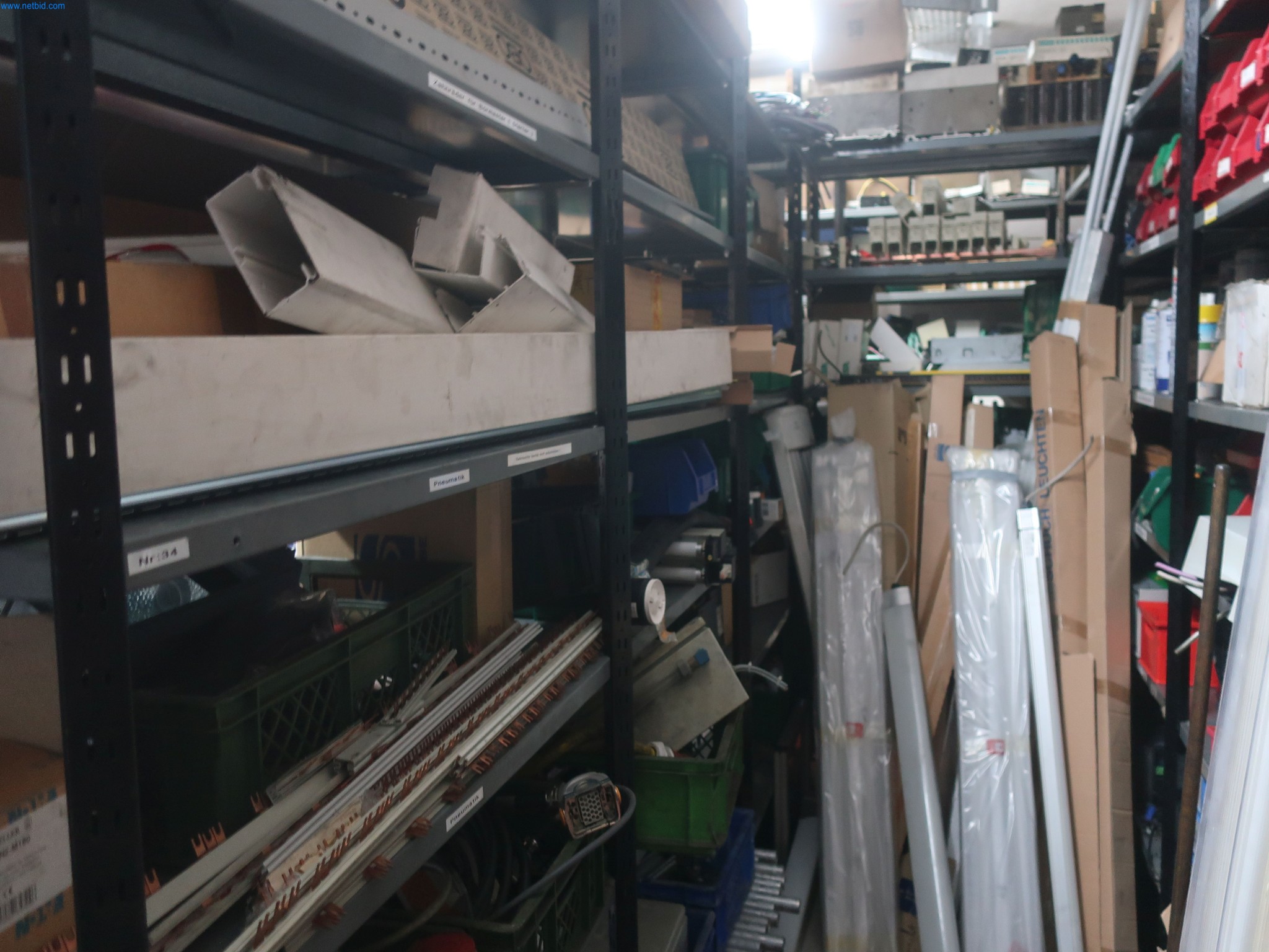 595 Soluciones - Sistemas para la producción de piezas moldeadas por inyección de aluminio/ Mg-3