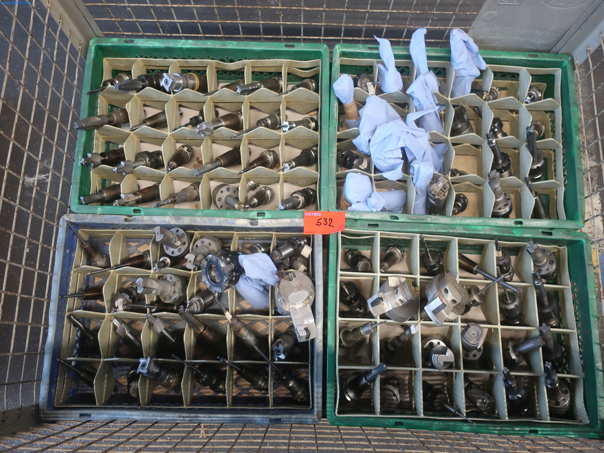 595 Soluciones - Sistemas para la producción de piezas moldeadas por inyección de aluminio/ Mg-2