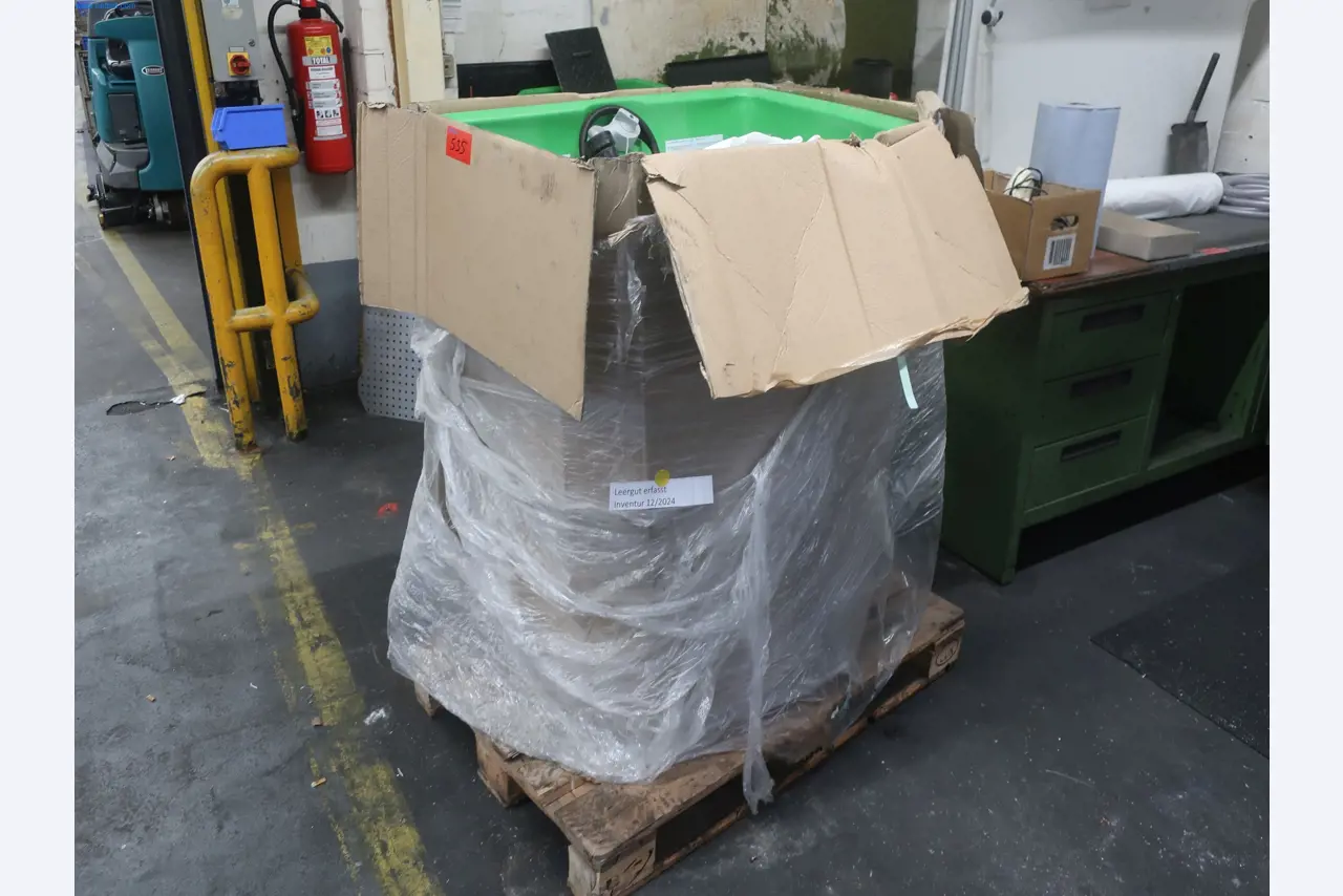 595 Solutions - Installations pour la fabrication de pièces moulées par injection d'Al sous pression/de Mg-2