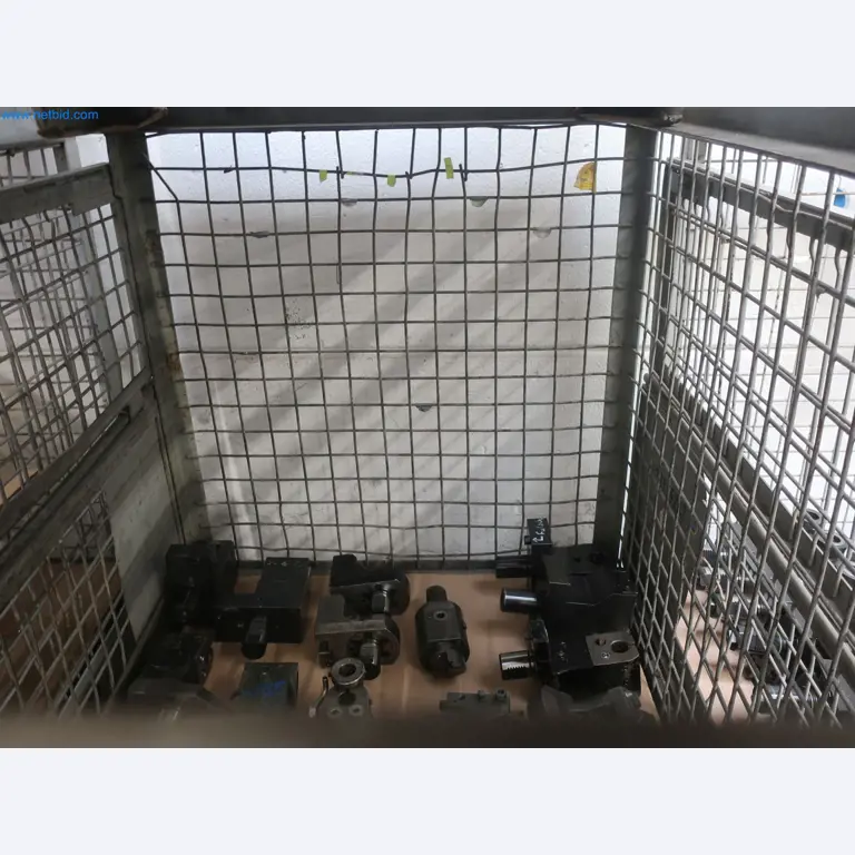 595 Solutions - Installations pour la fabrication de pièces moulées par injection d'Al sous pression/de Mg-2