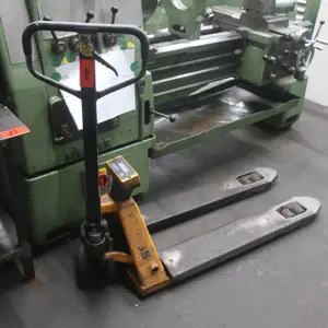 Pallet truck