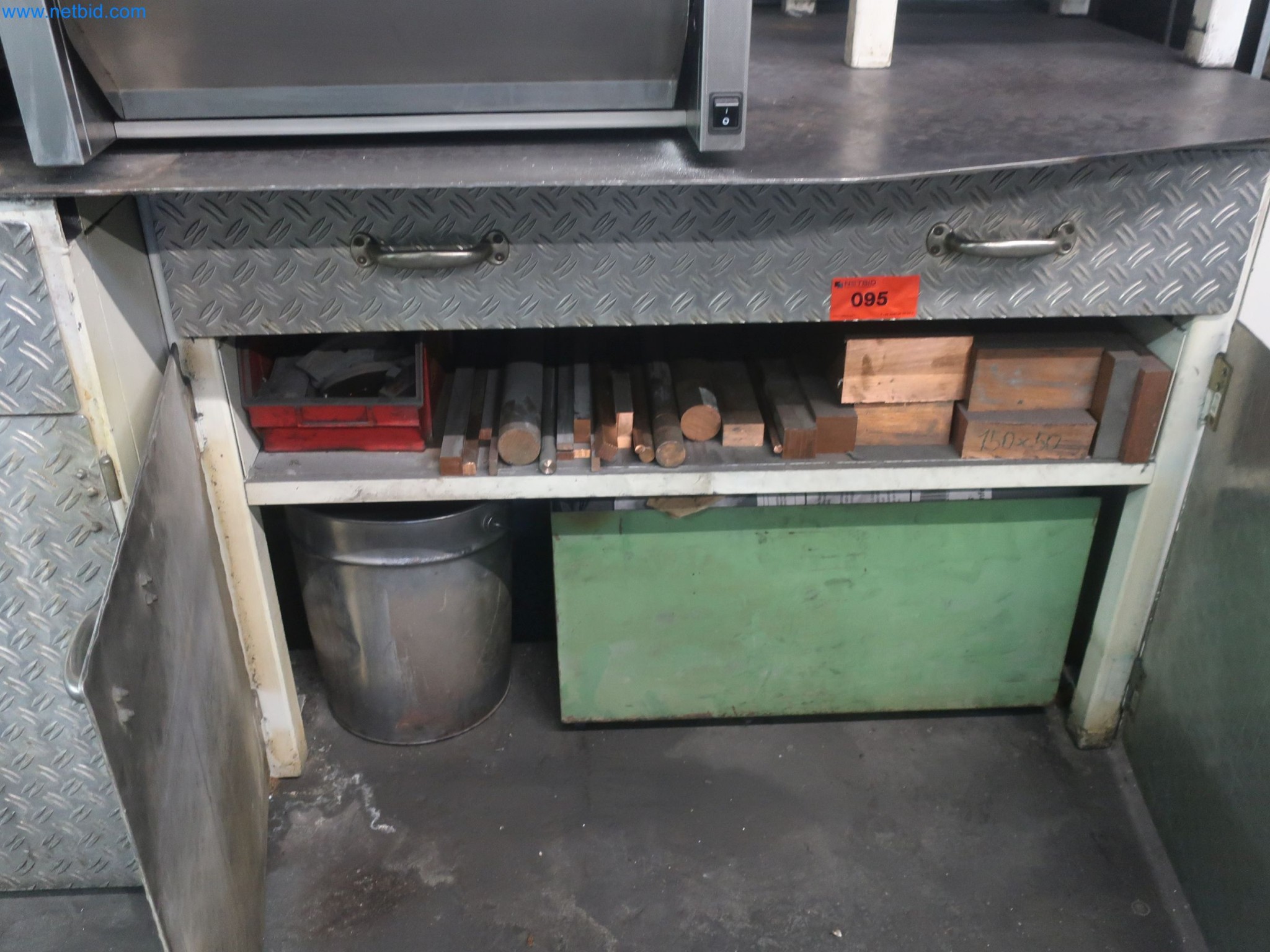 595 Soluciones - Sistemas para la producción de piezas moldeadas por inyección de aluminio/ Mg-4