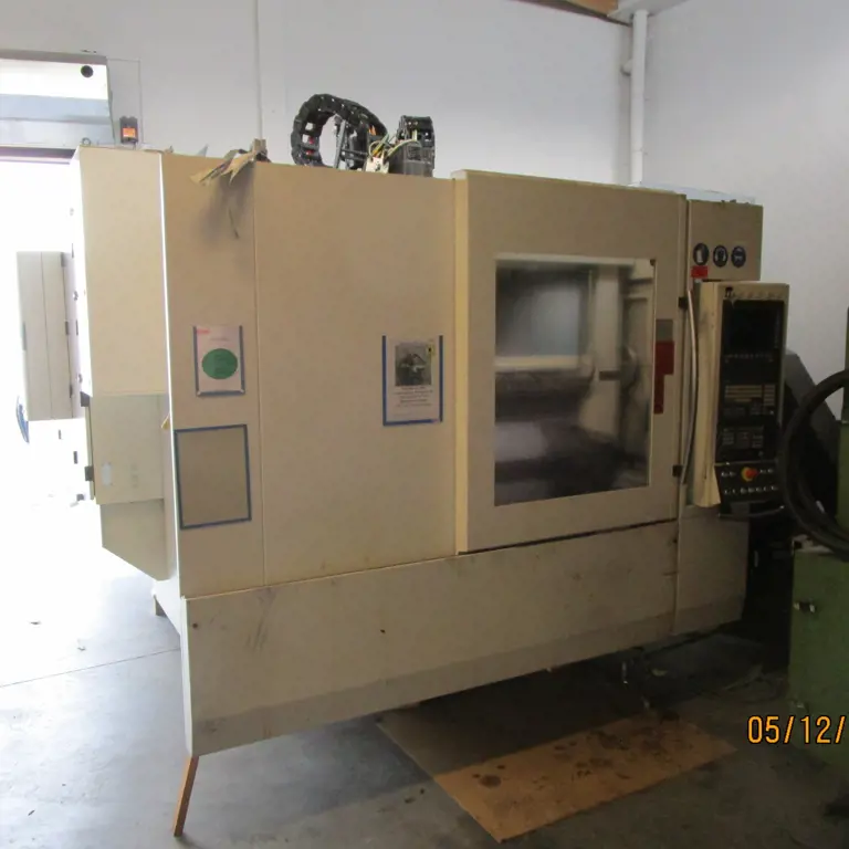 CNC-Bearbeitungszentrum (04378000) Stama MC 326