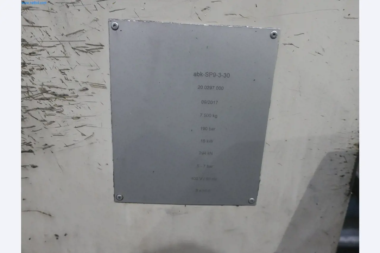 595 Solutions - Sistemas para a produção de peças moldadas por injeção de alumínio/ Mg-4