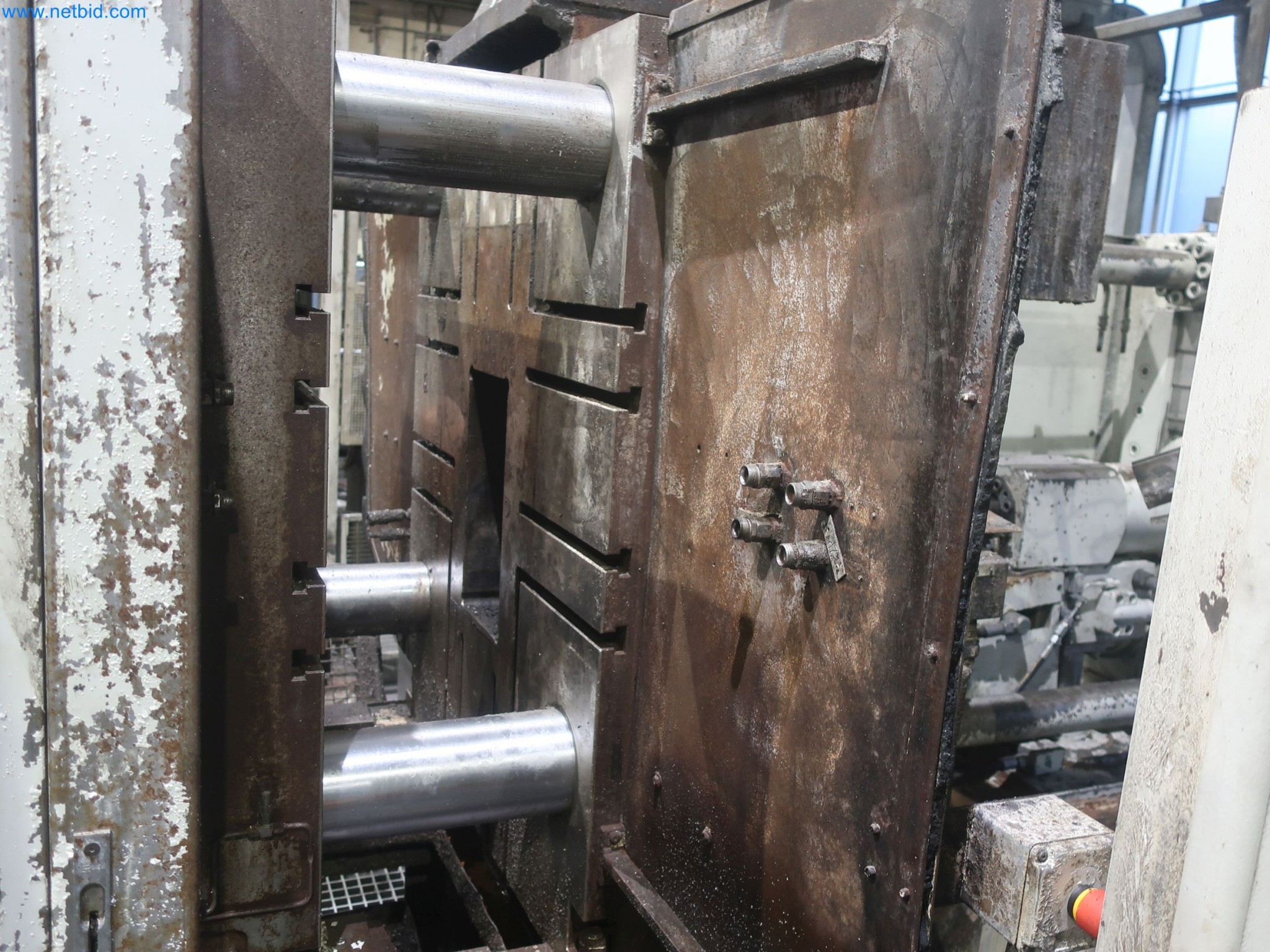 595 Solutions - Systems for the production of Al/ Mg injection molded parts-7