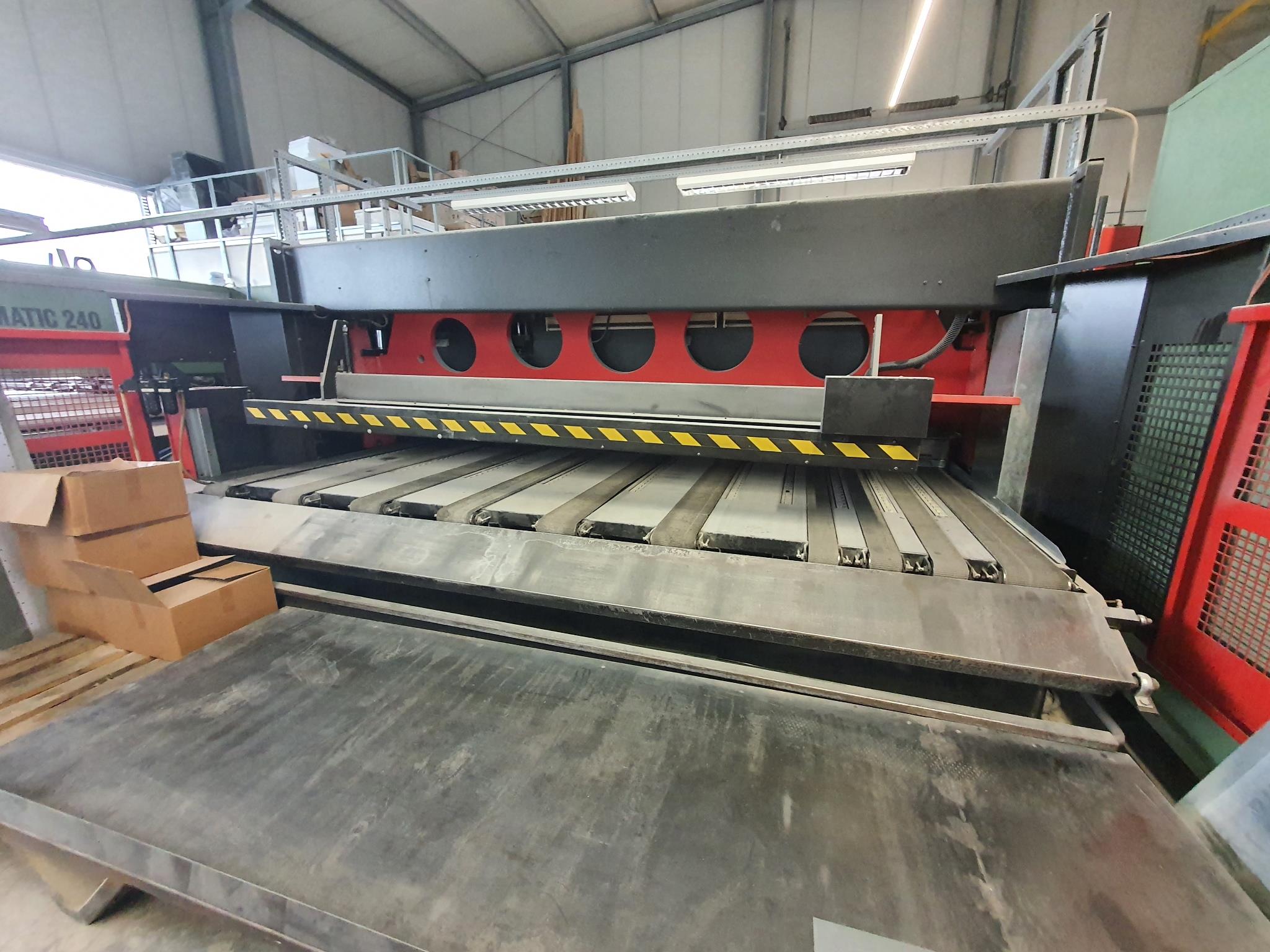 Machines from the metal, painting, drywall construction and plastering sectors-11