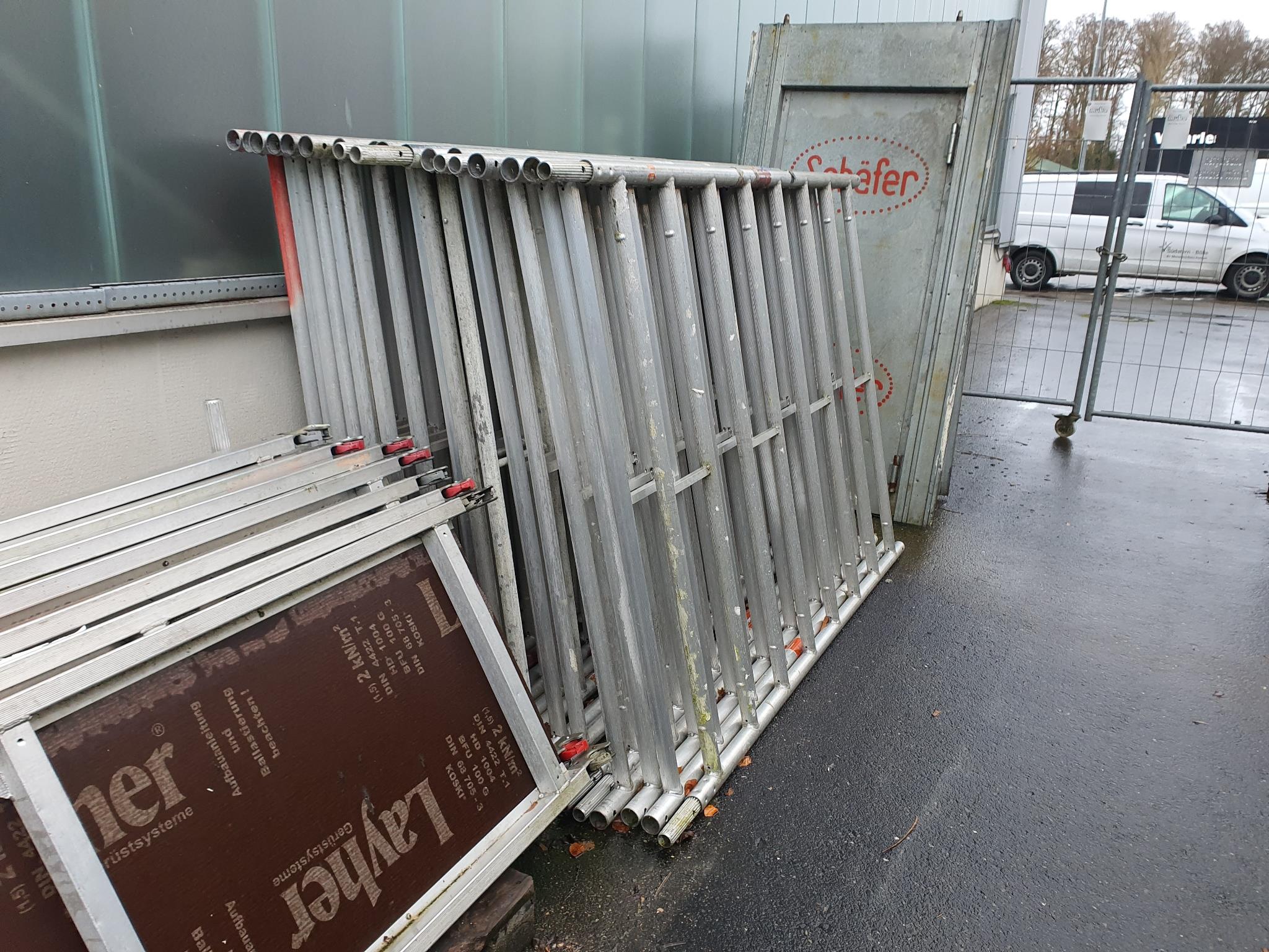 Machines from the metal, painting, drywall construction and plastering sectors-13