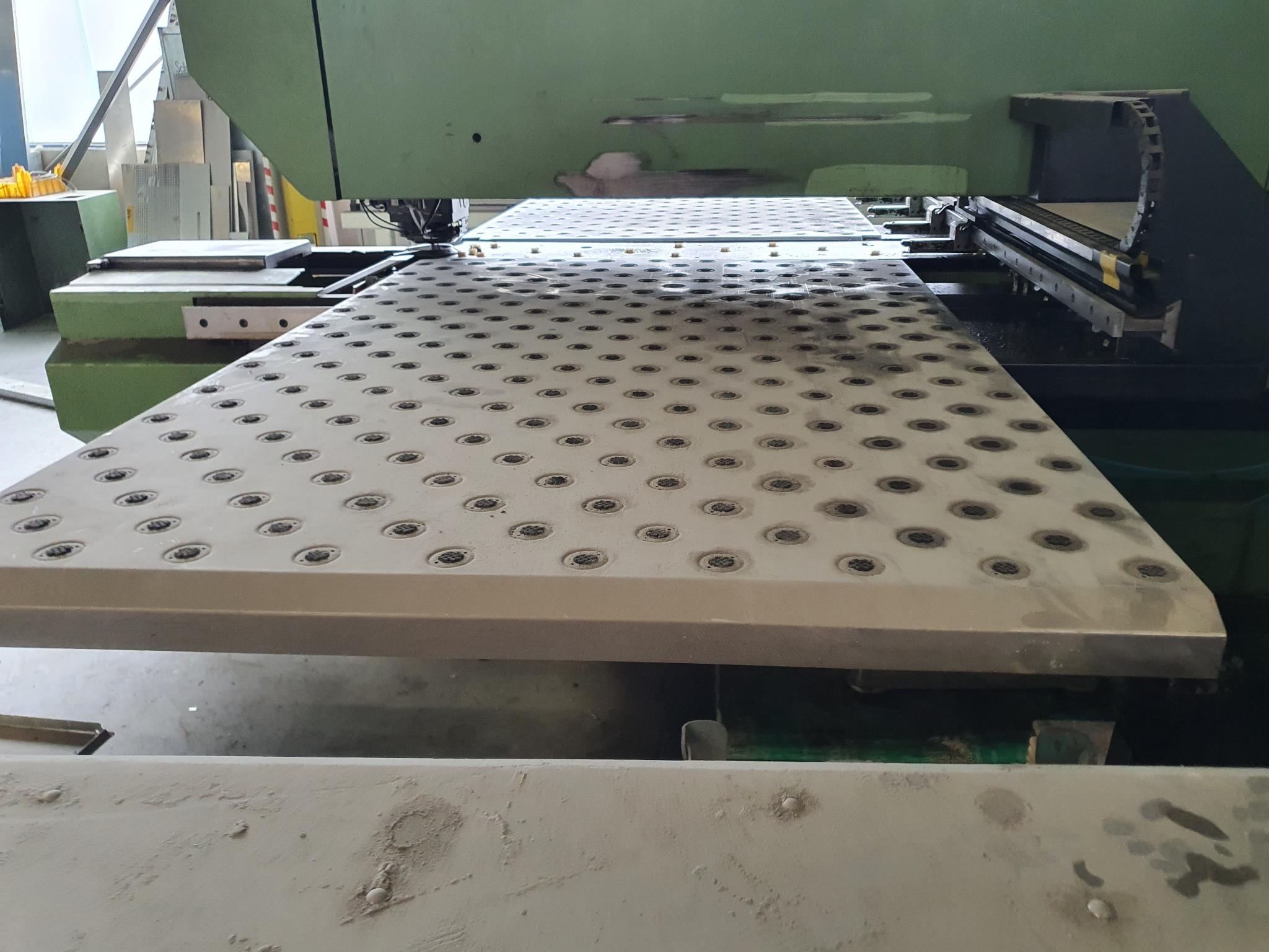 Machines from the metal, painting, drywall construction and plastering sectors-9