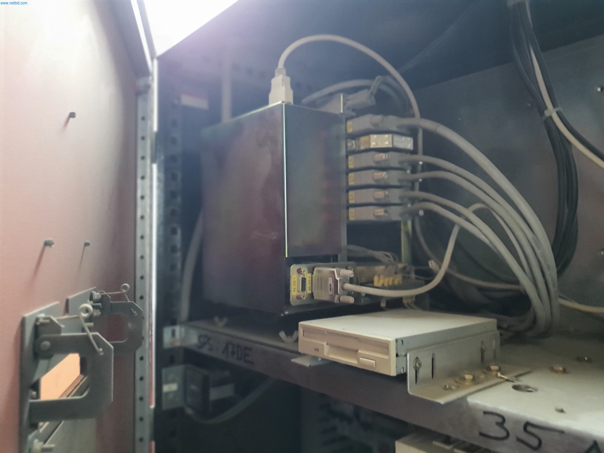 Maszyny z branży metalowej, malarskiej, suchej zabudowy i tynkarskiej-14