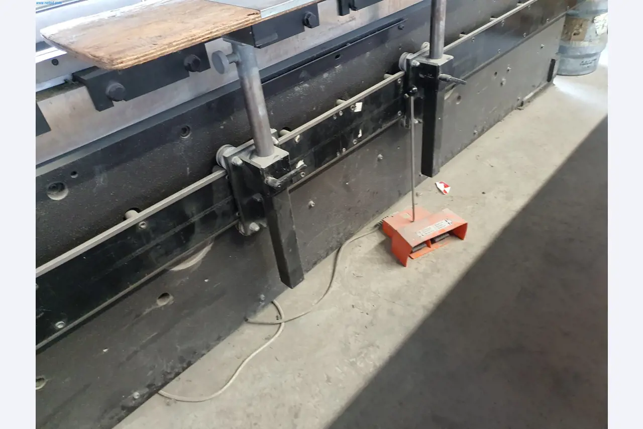 Maszyny z branży metalowej, malarskiej, suchej zabudowy i tynkarskiej-18