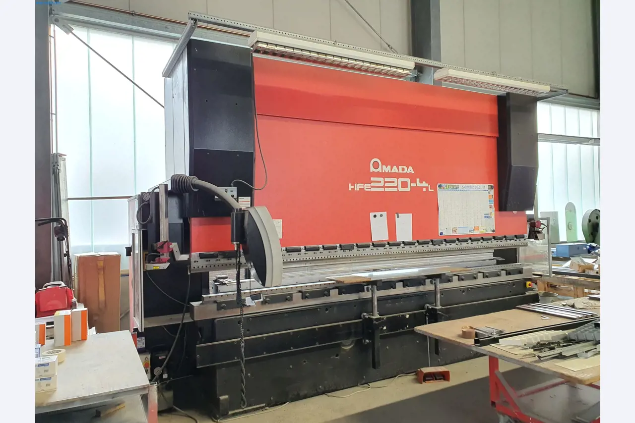 Maszyny z branży metalowej, malarskiej, suchej zabudowy i tynkarskiej-1