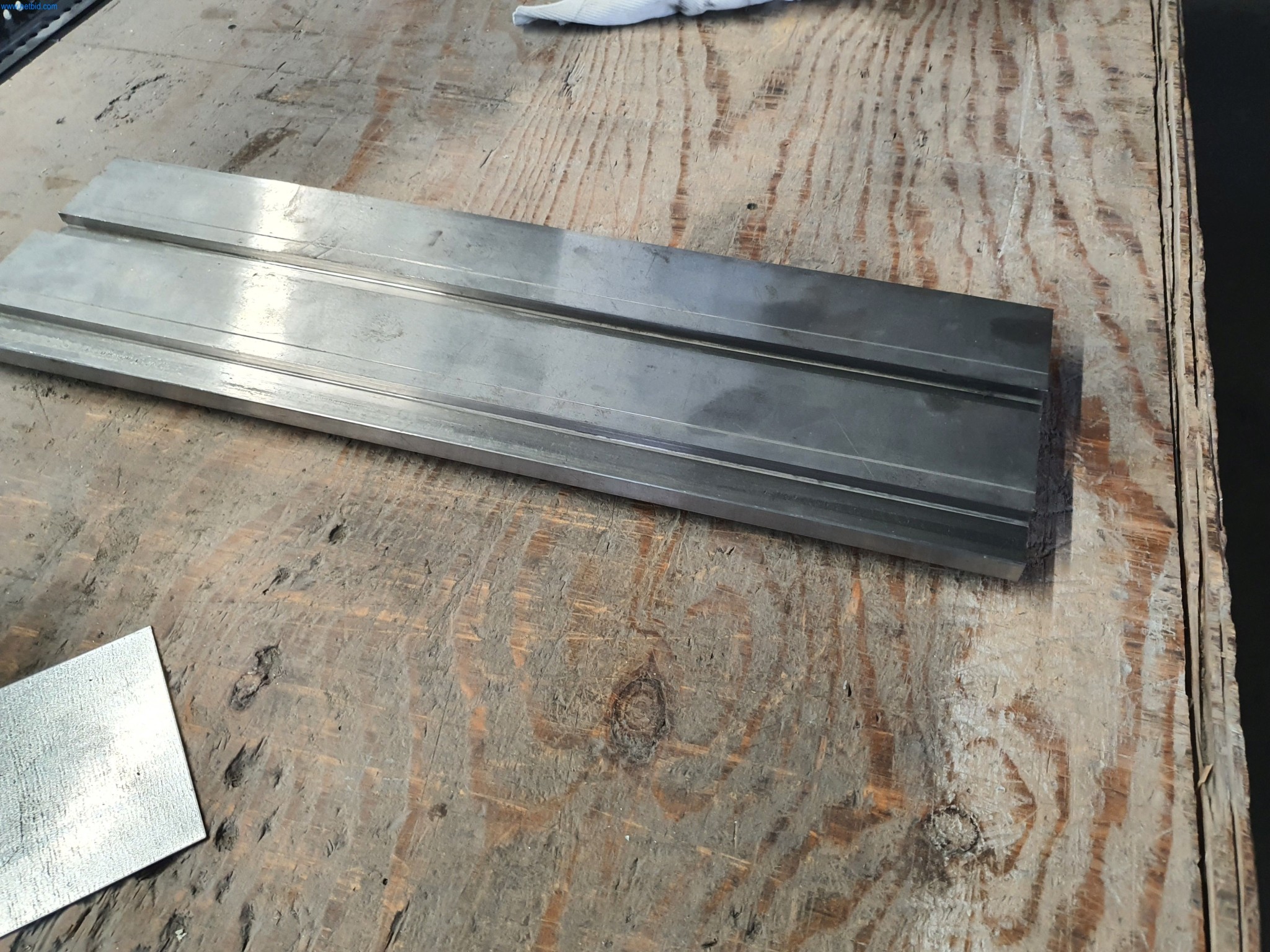 Maszyny z branży metalowej, malarskiej, suchej zabudowy i tynkarskiej-22