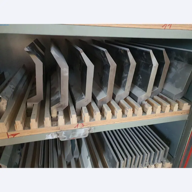 Maszyny z branży metalowej, malarskiej, suchej zabudowy i tynkarskiej-27